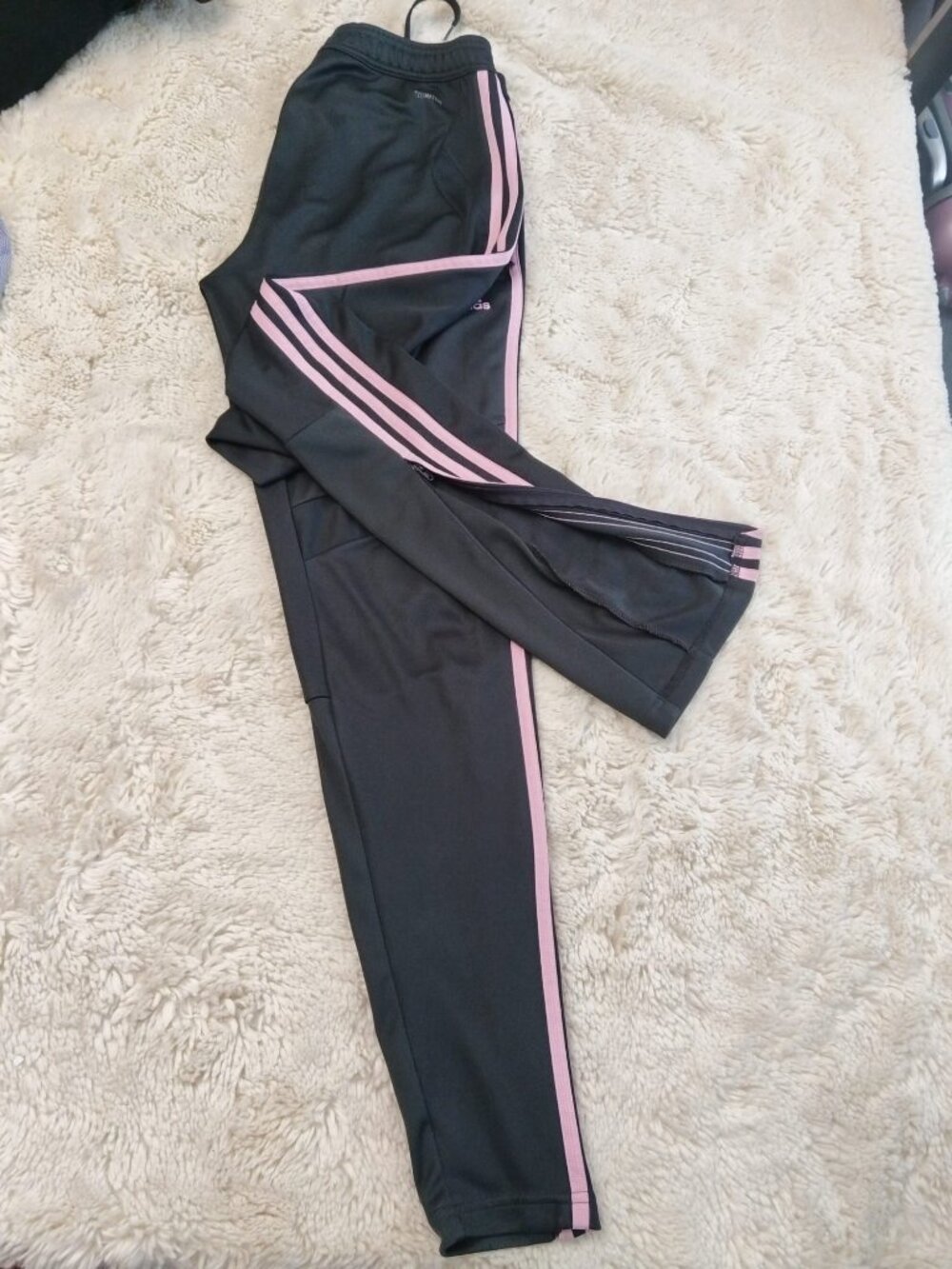 Adidas Women's Dark Grey Pink 3-Stripe Track Pants Size Small DZ6176